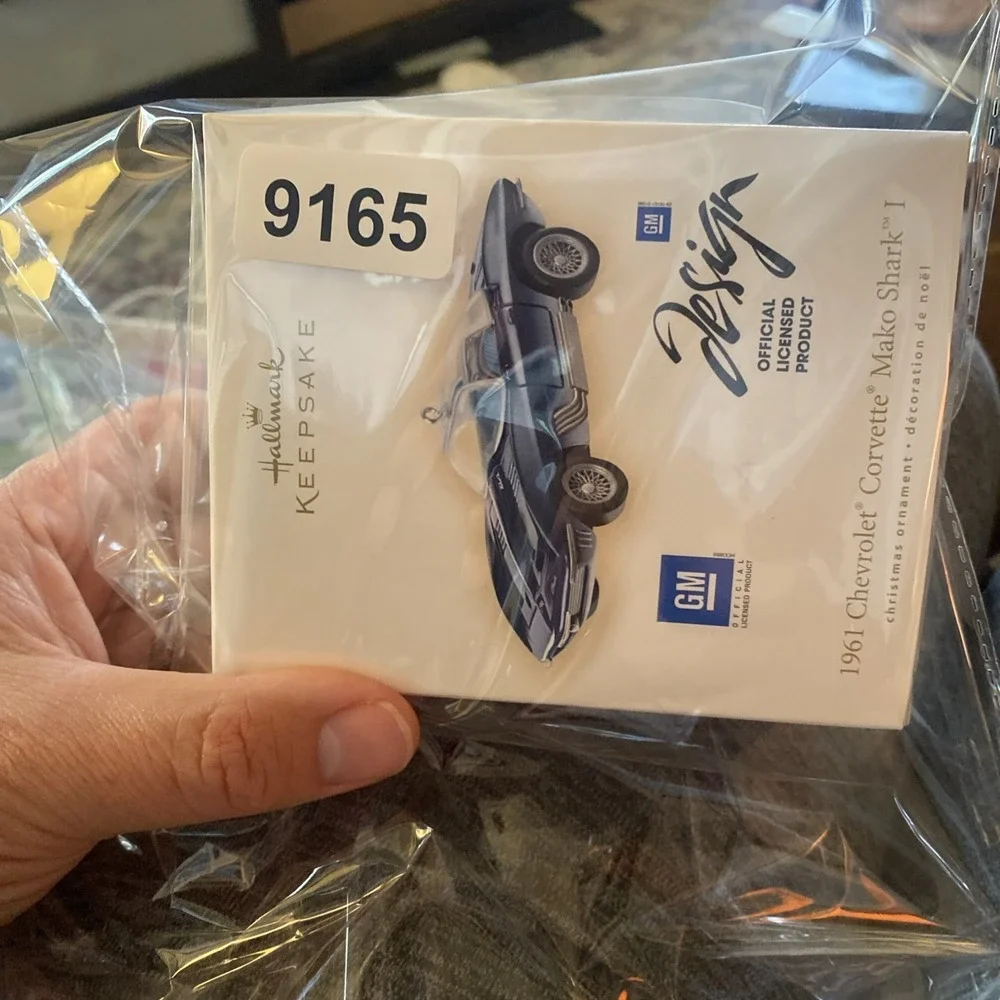 1961 Chevrolet Corvette Mako Shark I - 2007 Hallmark Ornament - Concept Car